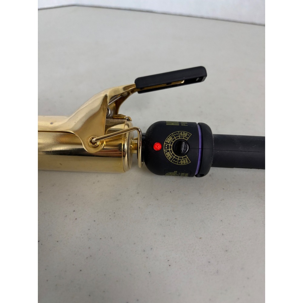 Hot Tools Professional 1110 24k Gold Curling Iron 1.25 Inch 430F Gold Black